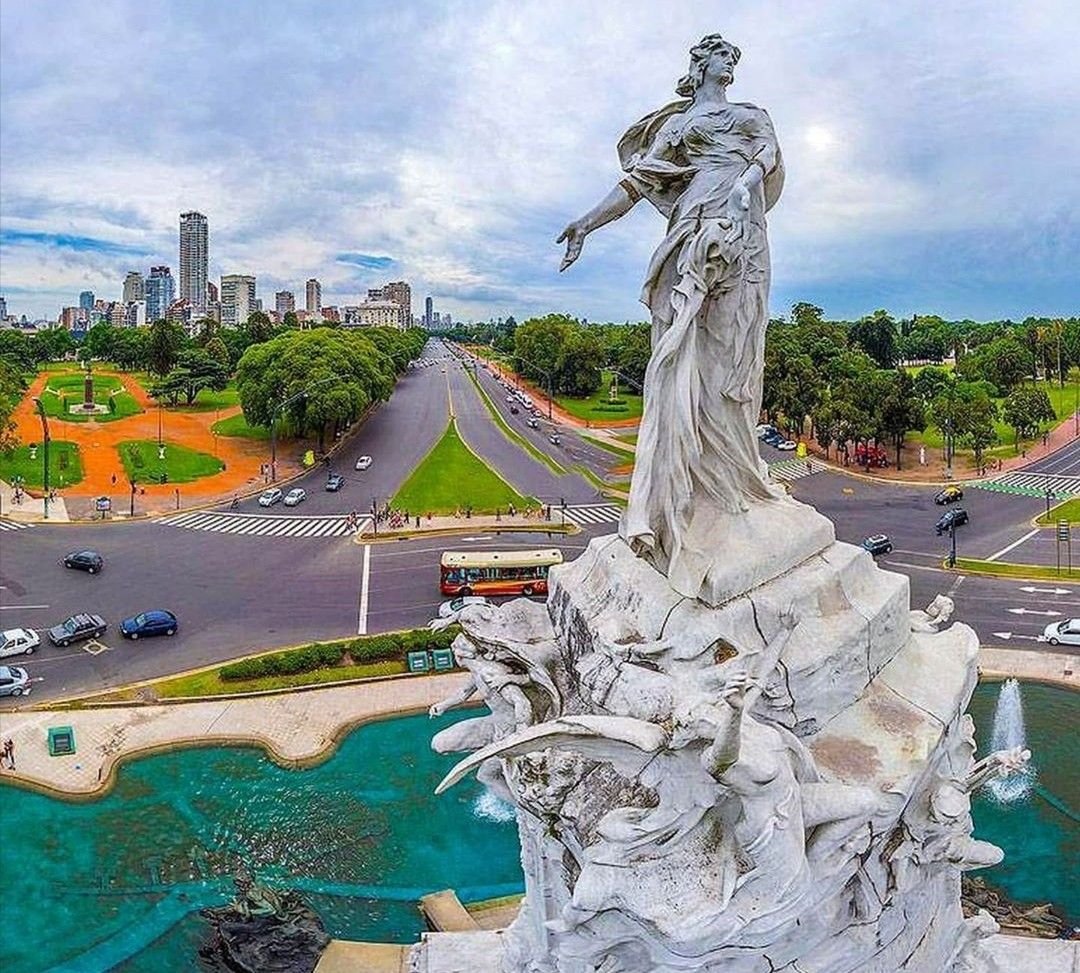 Буэнос-Айрес Аргентина статуя