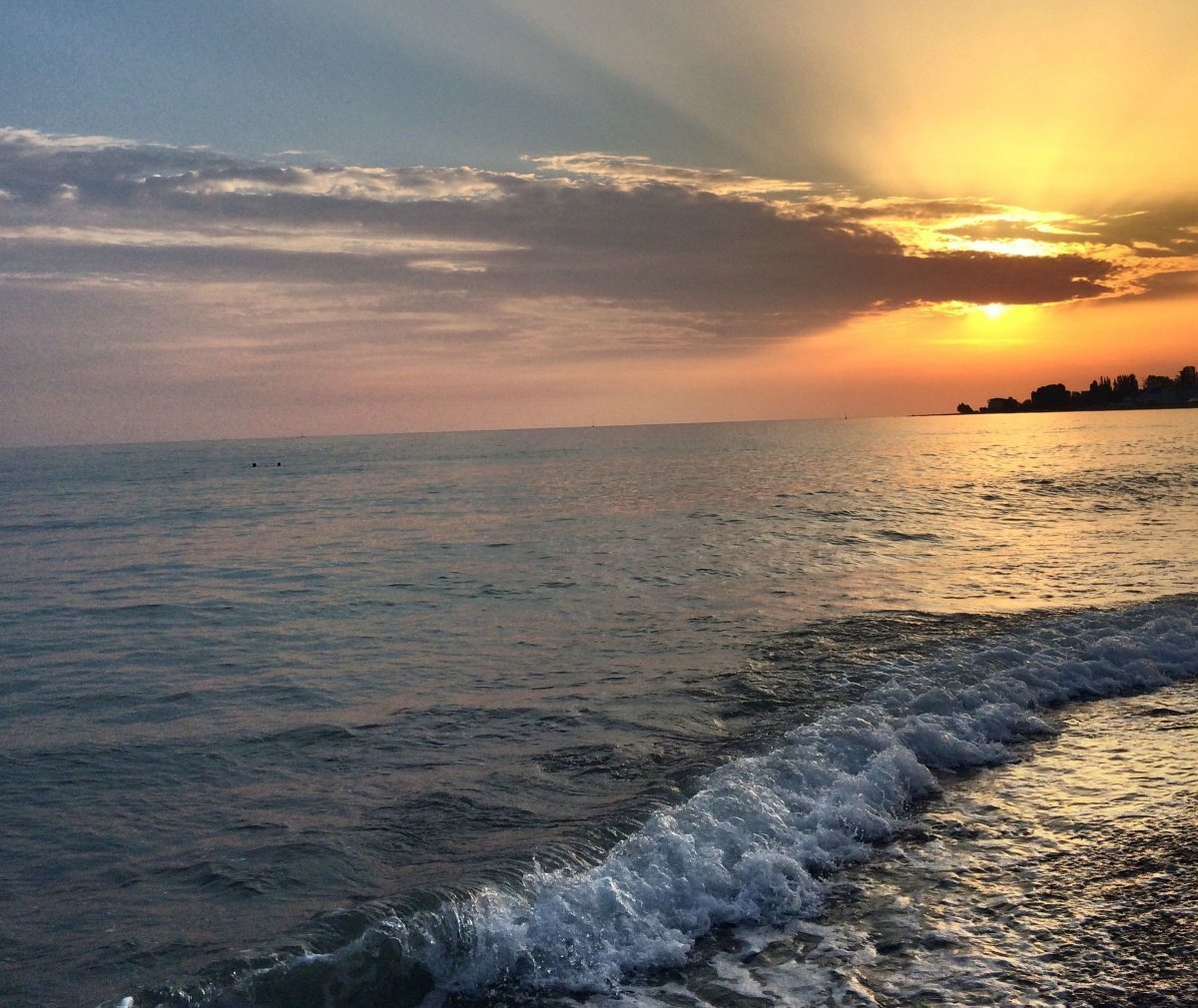Черное море Лазаревское