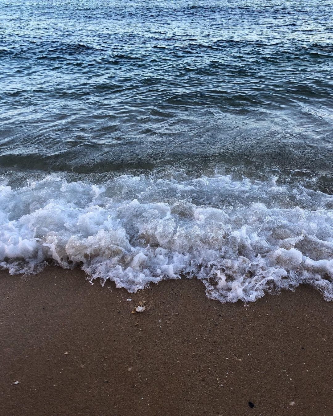 Футболка море волнуется в нас Ялта