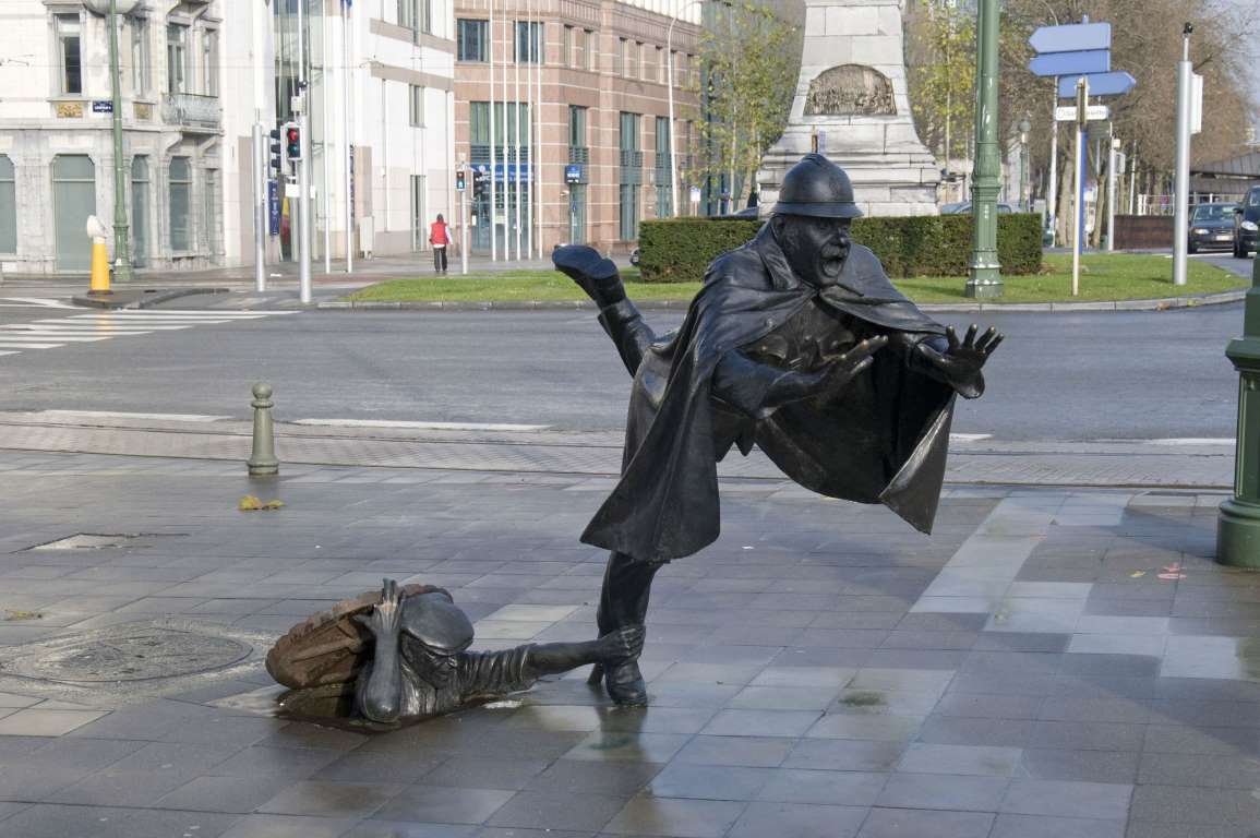 Скульптура de Vaartkapoen, Брюссель