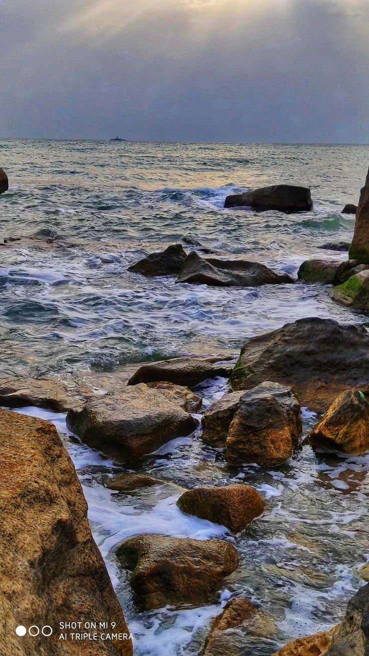 Каспийское море Дербент