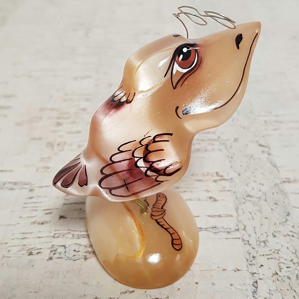 Фигурки из камня селенит