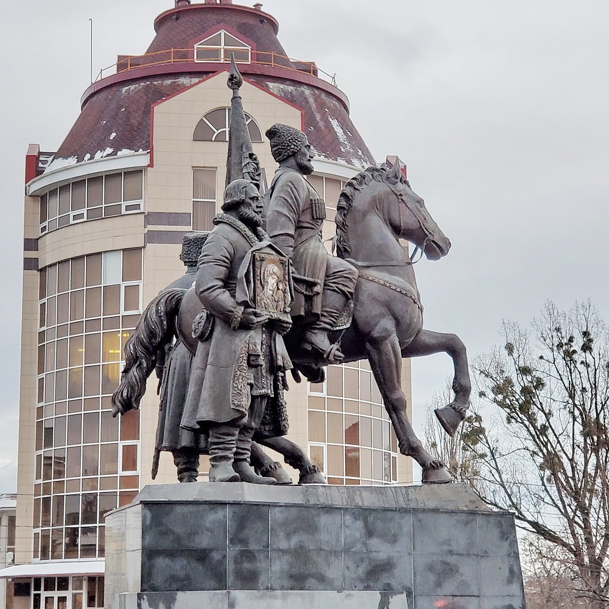 Памятник казакам Хоперского полка Ставрополь