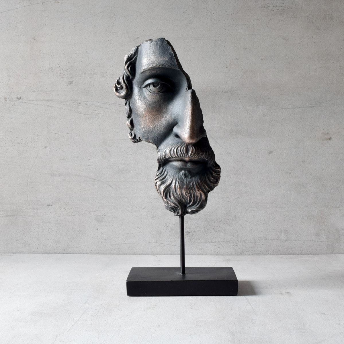 Antic Sculpture