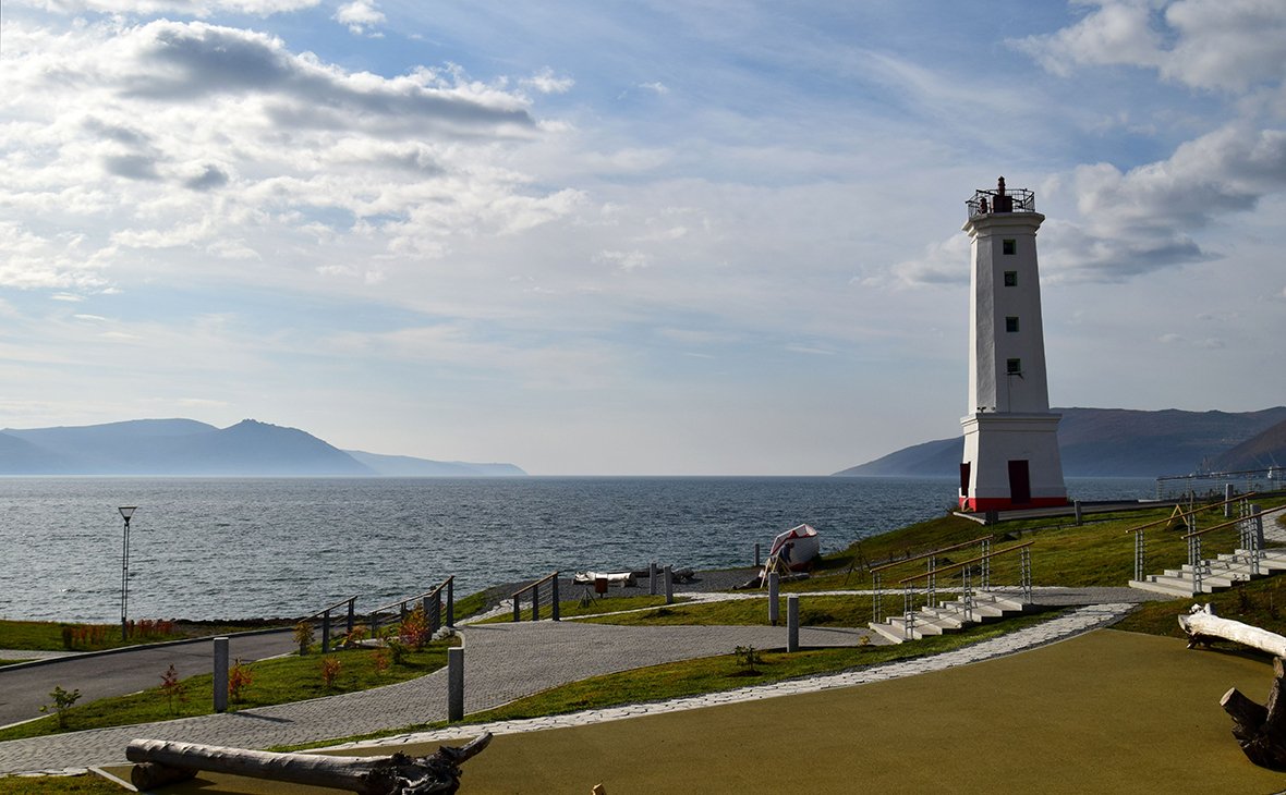 Бухта Нагаевская Охотское море