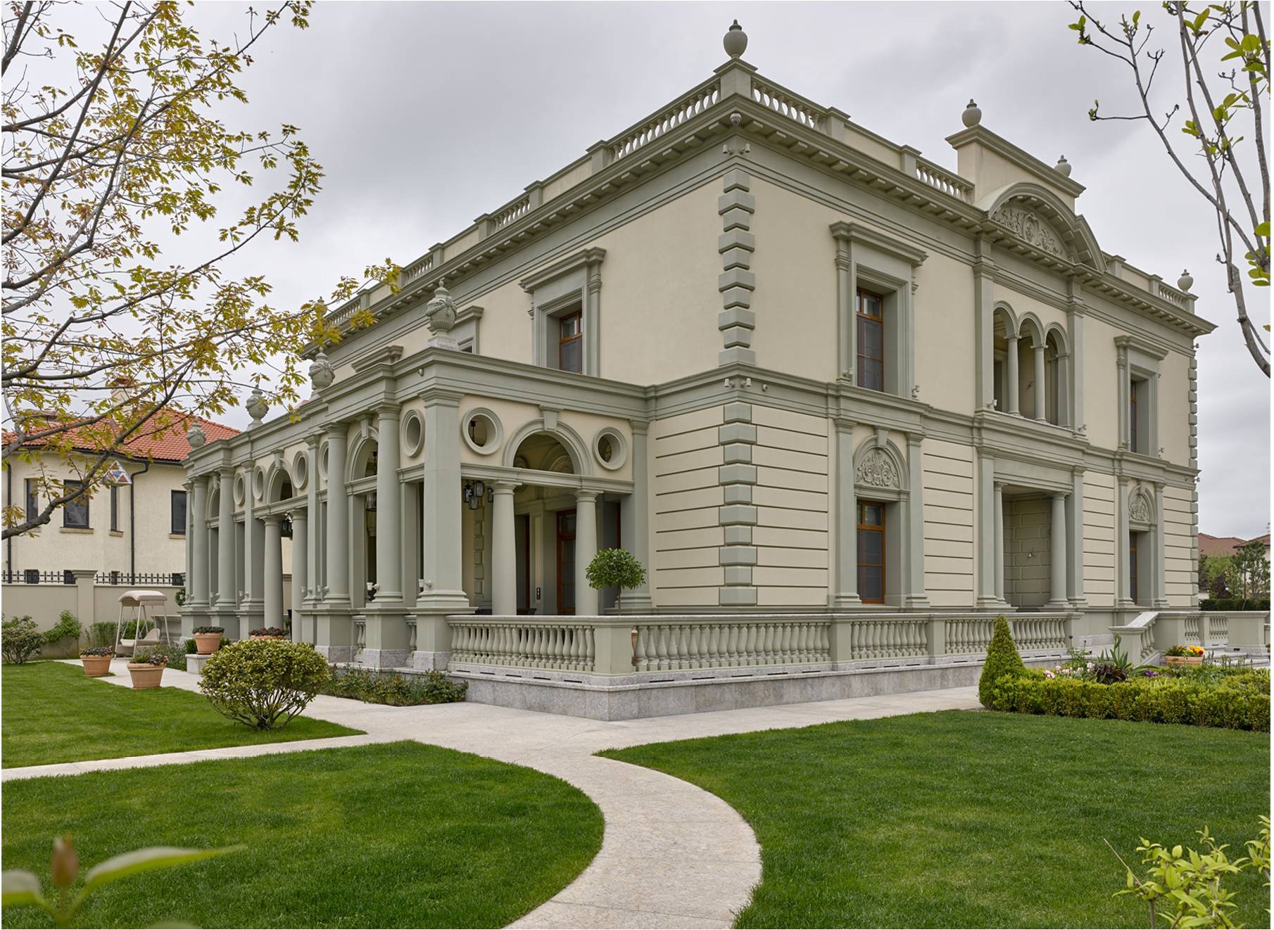 Почему классицизм. Мерано - проект особняка в стиле Ампир. Усадьба, поместье, особняк в стиле классицизм. Резиденция особняк усадьба в классическом стиле. Вилла Ампир Франция.