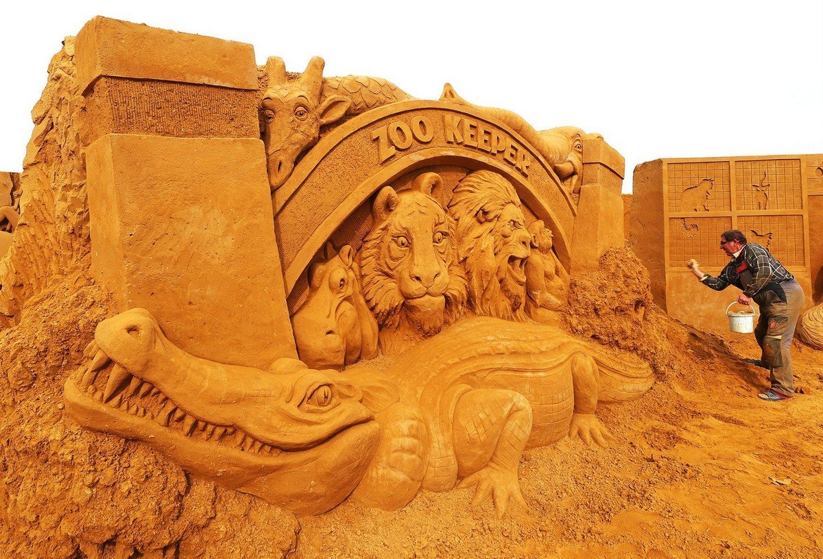 Фестиваль фигур из песка — Sand Sculpture Festival