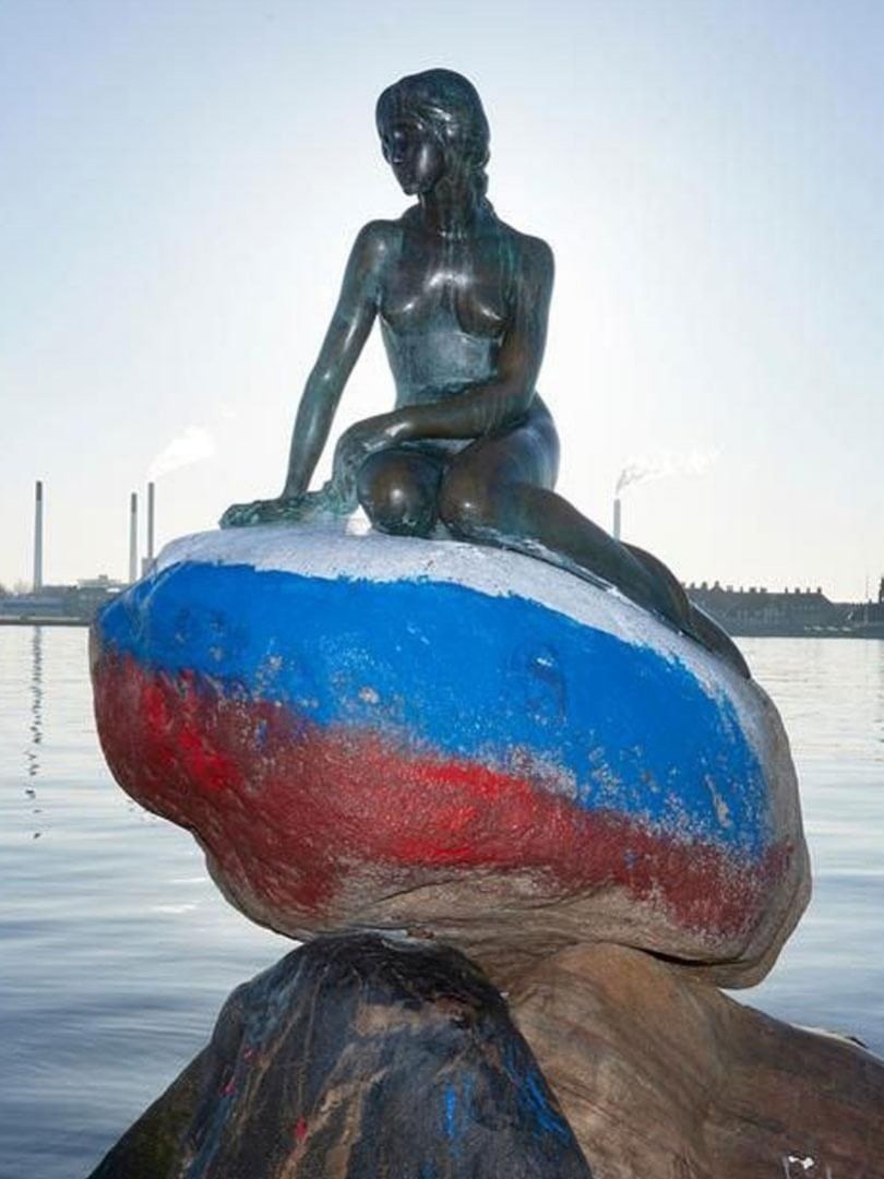 Подводные скульптуры в копенгагене