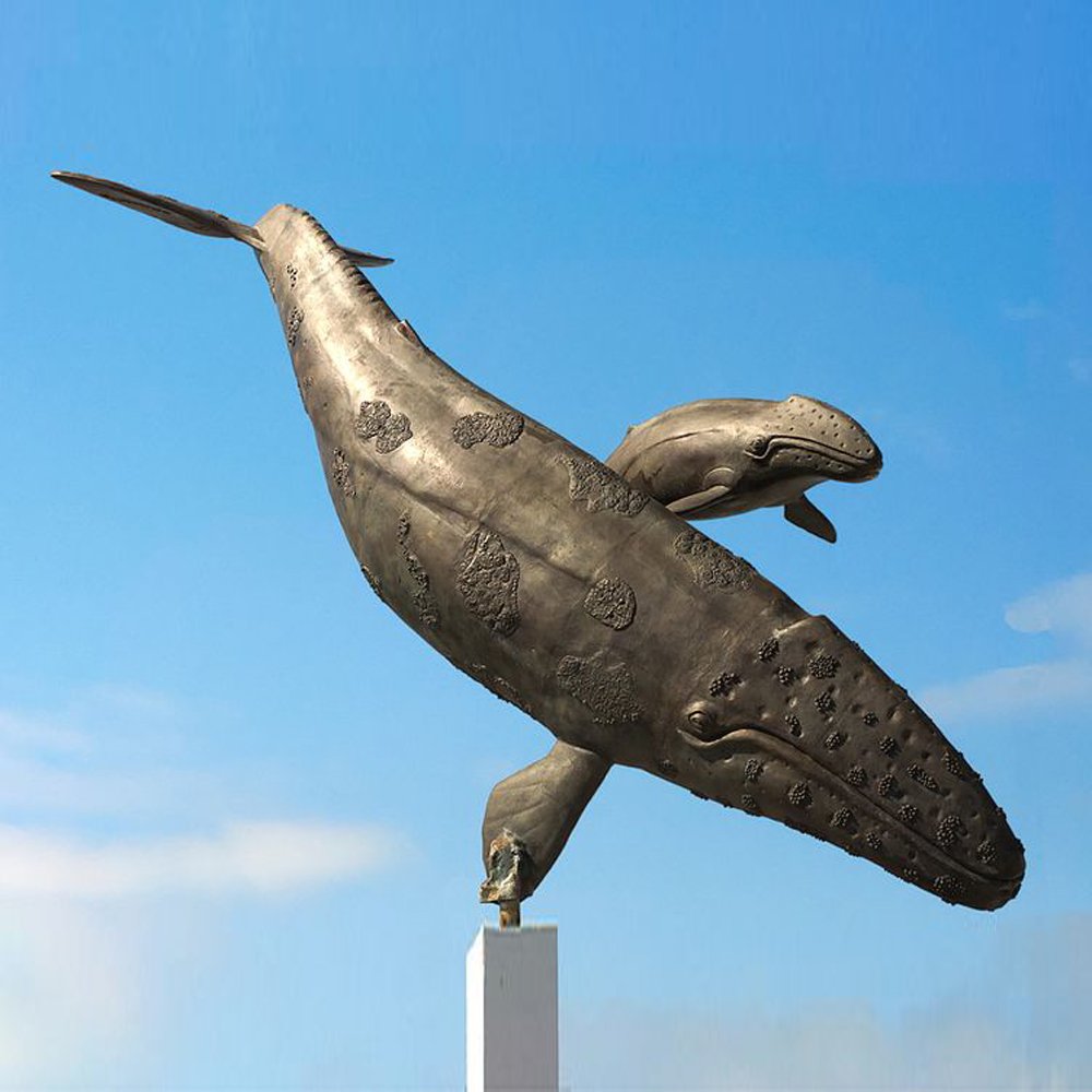 Синий кит скульптура