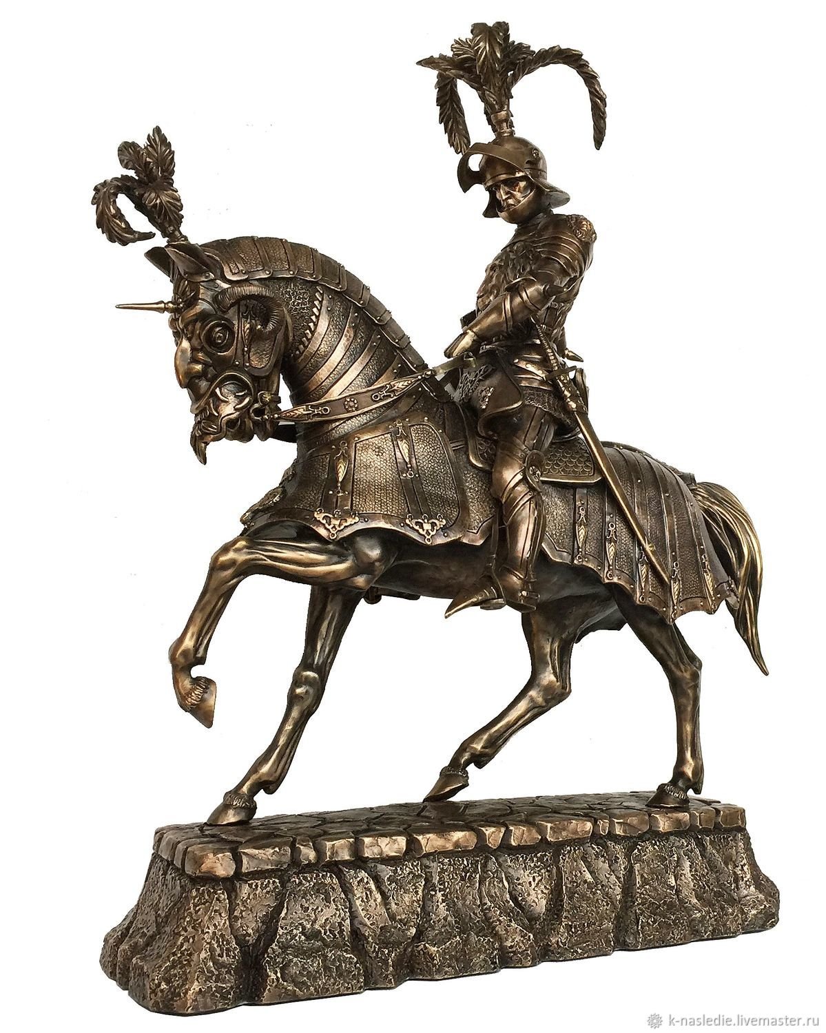 На коне статуэтка. Статуэтка "рыцарь на коне" (WS-91/1). Статуэтка рыцарь Бушнев. Геншин статуи рыцарей. Конный рыцарь бронза Калининград.