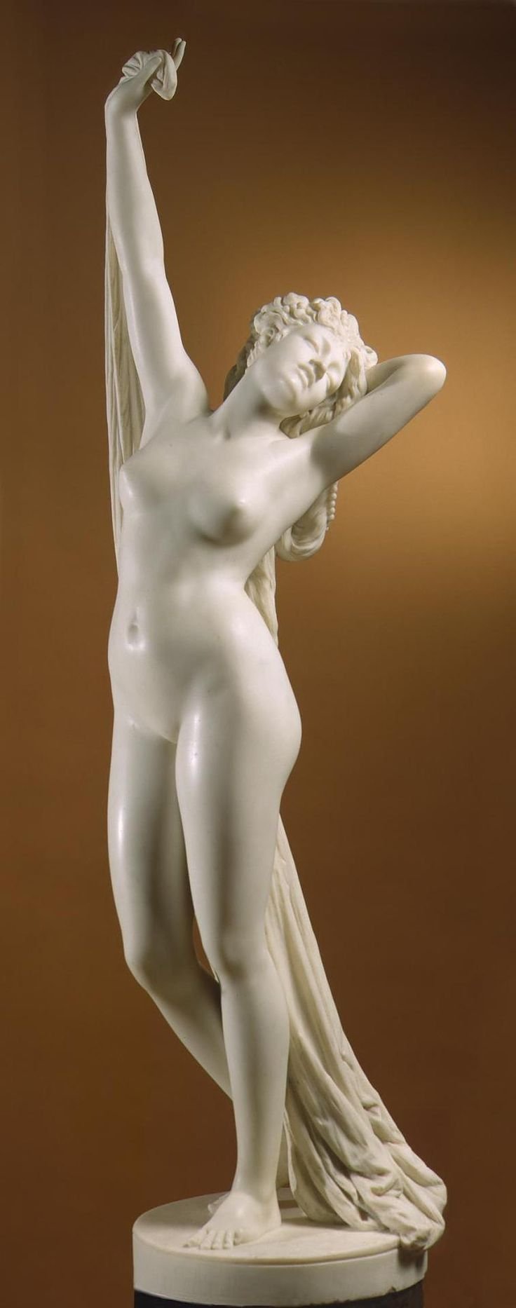 голая женская скульптура фото 118