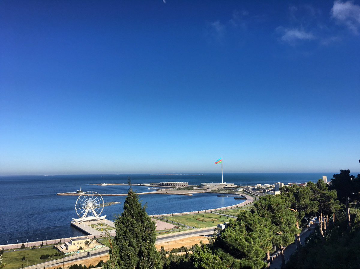 Азербайджан Баку море