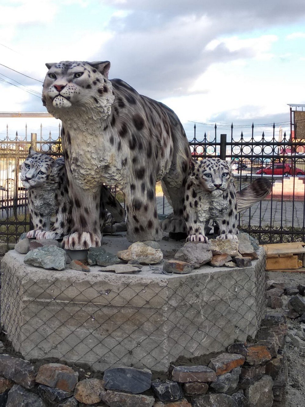 Кош Агач памятник Барсу