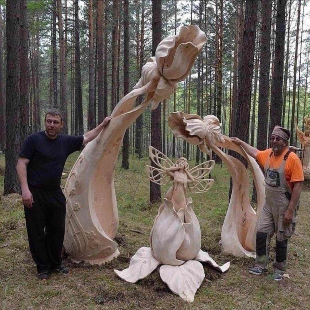 Скульптуры из бревна
