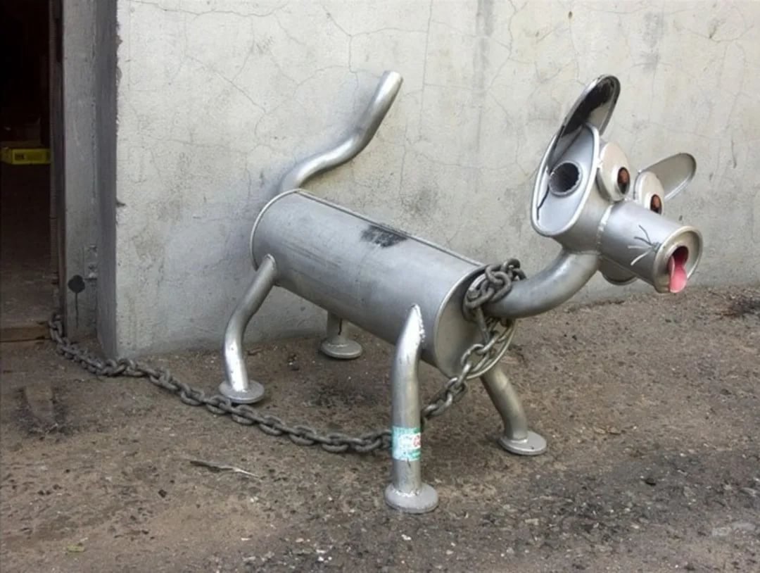 Собака из глушителя