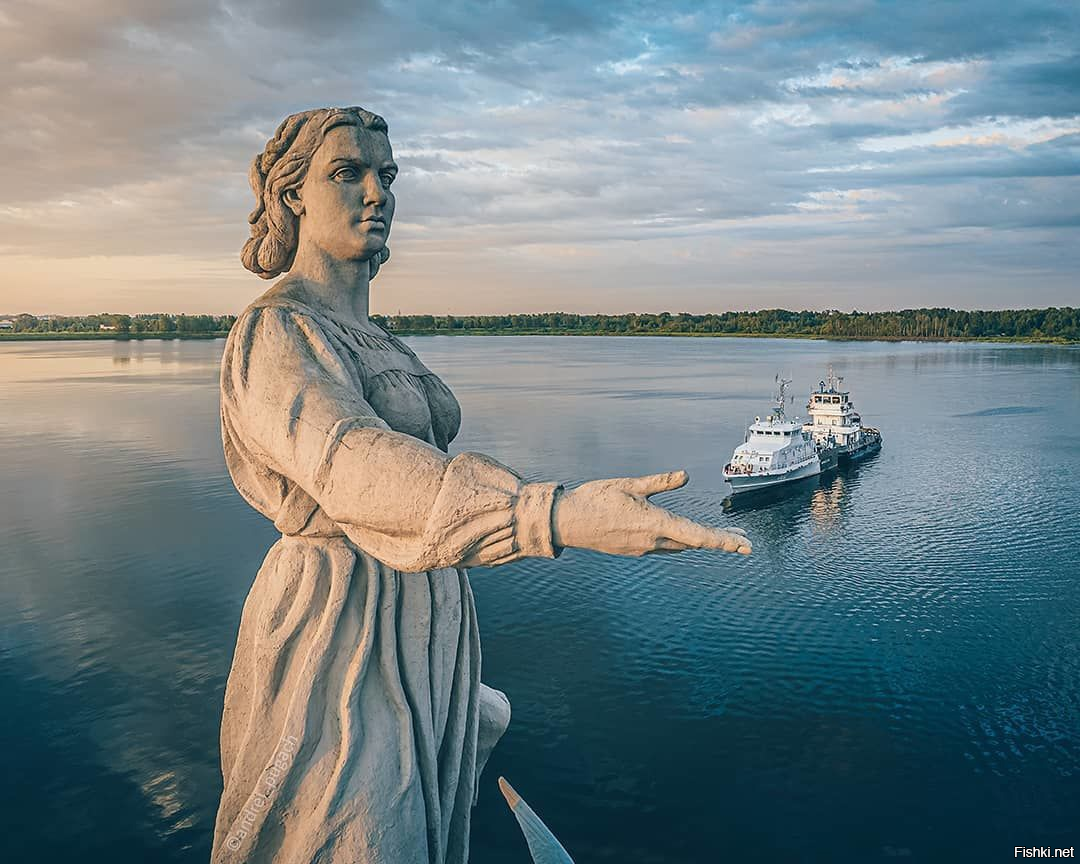 Монумент Волга Рыбинск