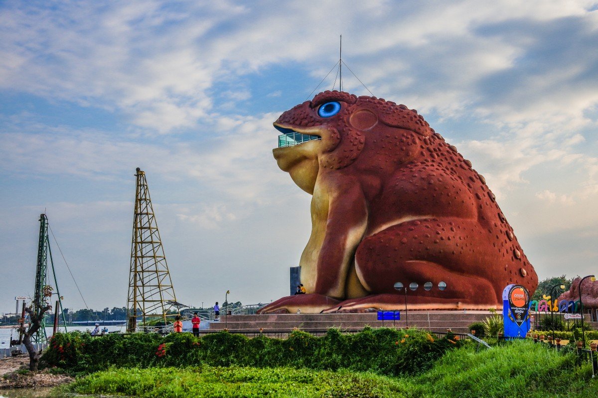 Речной путь скульптура