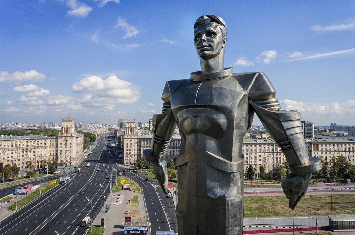 Памятник Юрию Гагарину в Москве