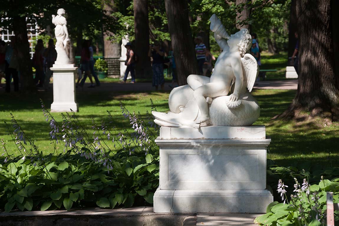 Петергоф фонтан Амур