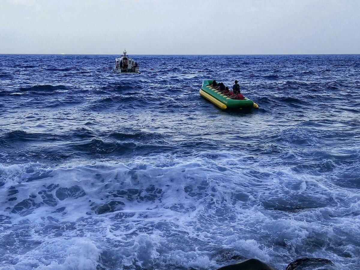 Шторм на Каспийском море