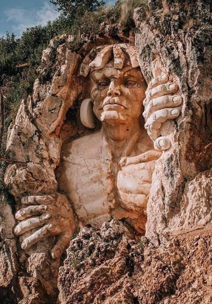 Самые известные каменные скульптуры