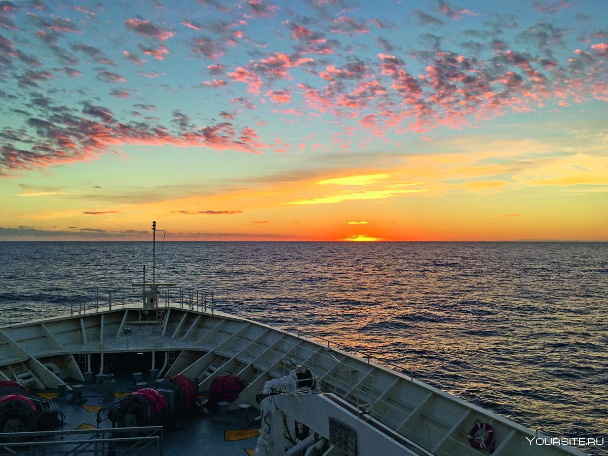 Вид на море с палубы