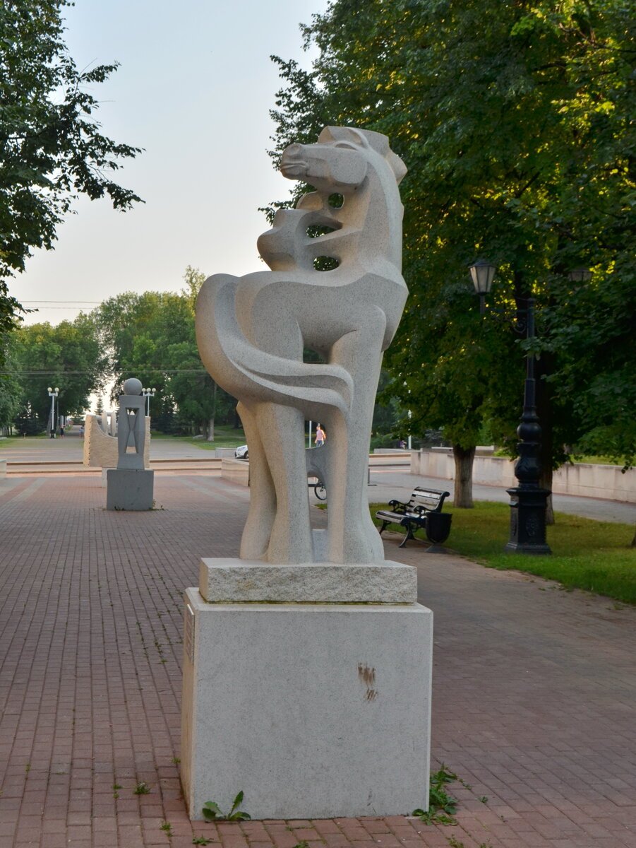 Парк Якутова памятник Уфа