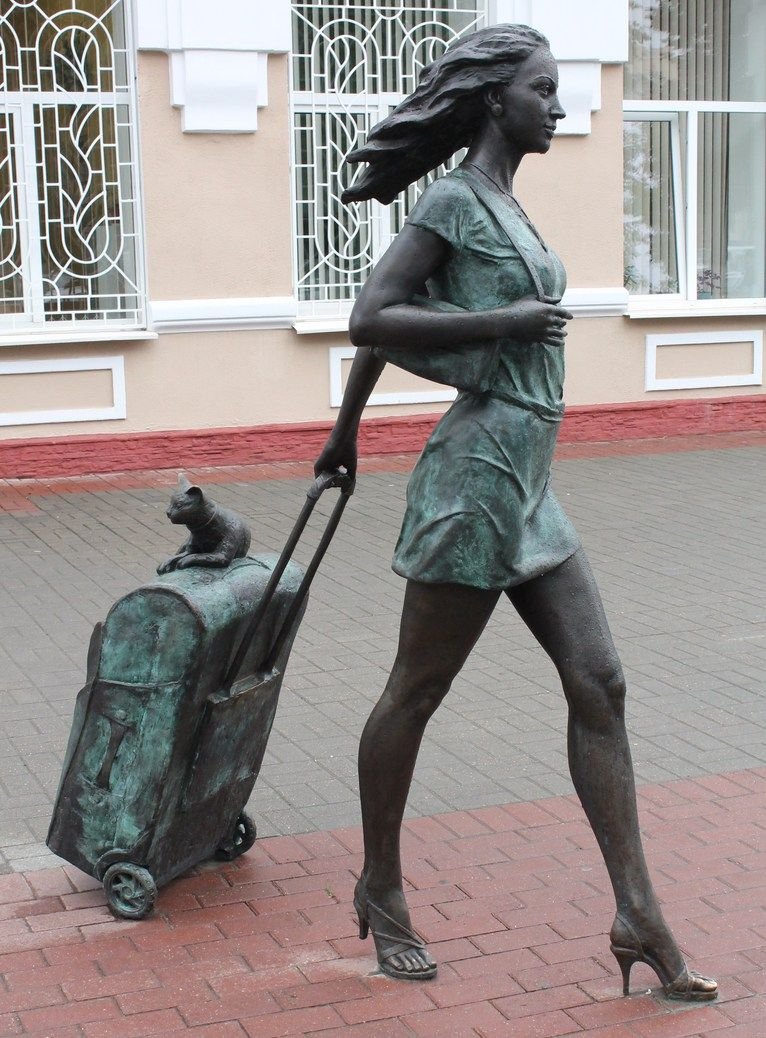 Скульптор Луо ли Ронг