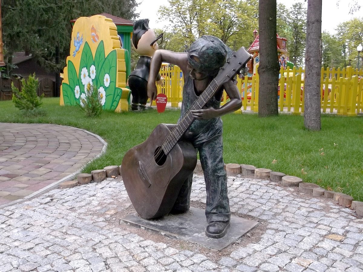 Юрга памятник вороненок