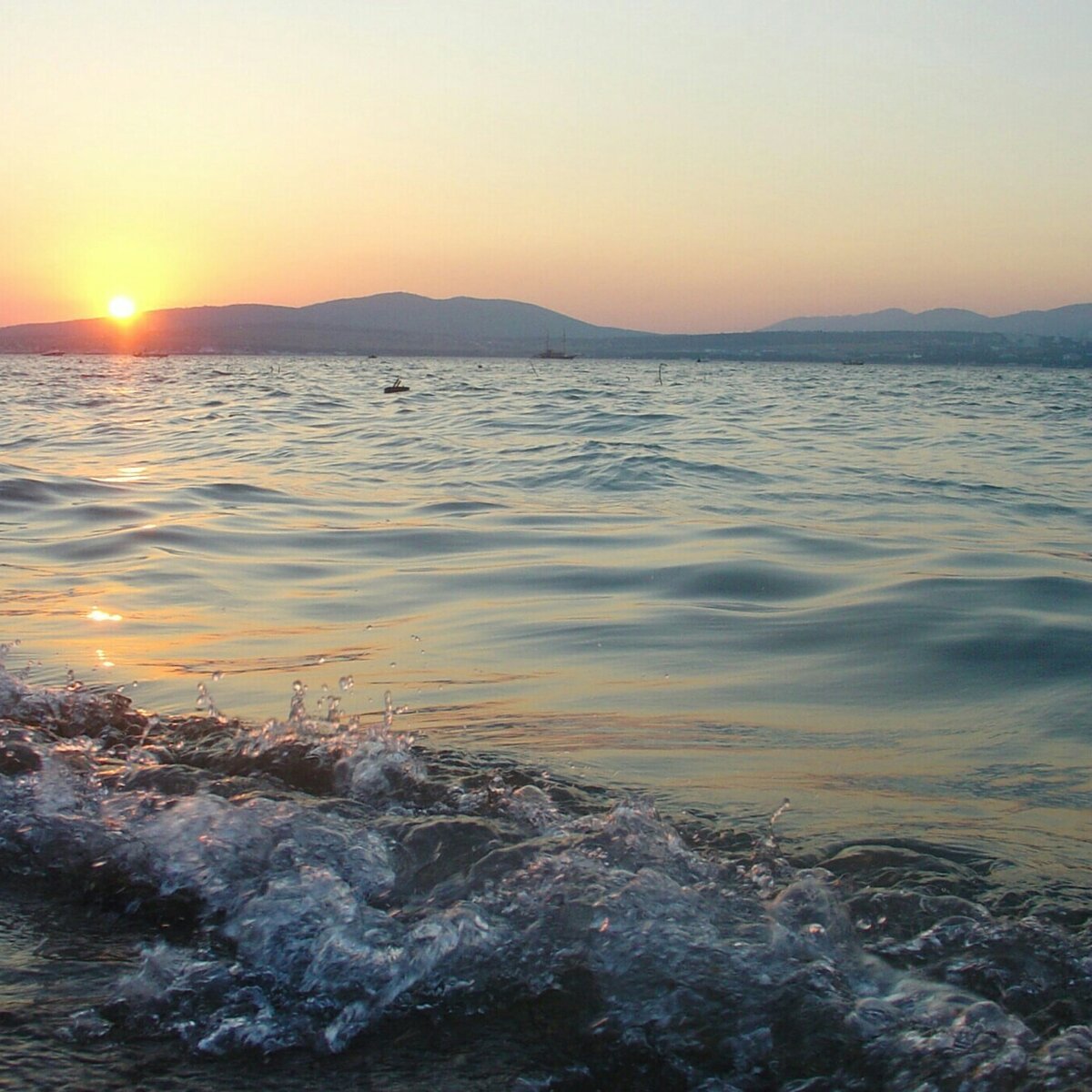 Черное море Геленджик