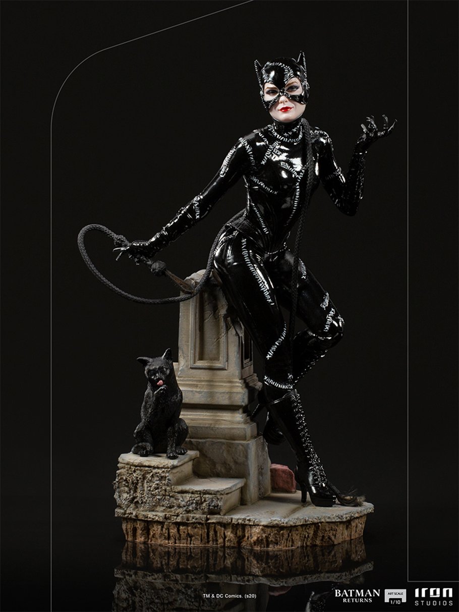 Catwoman Iron Studios