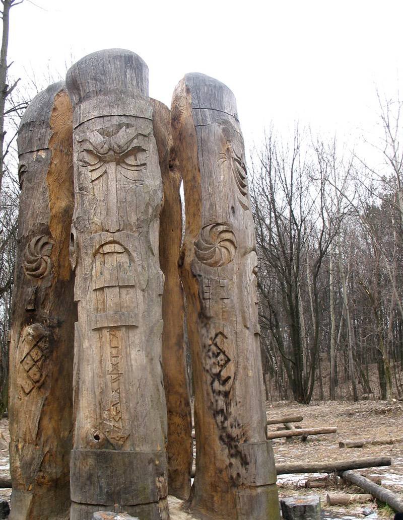 Капище Велеса лысая гора
