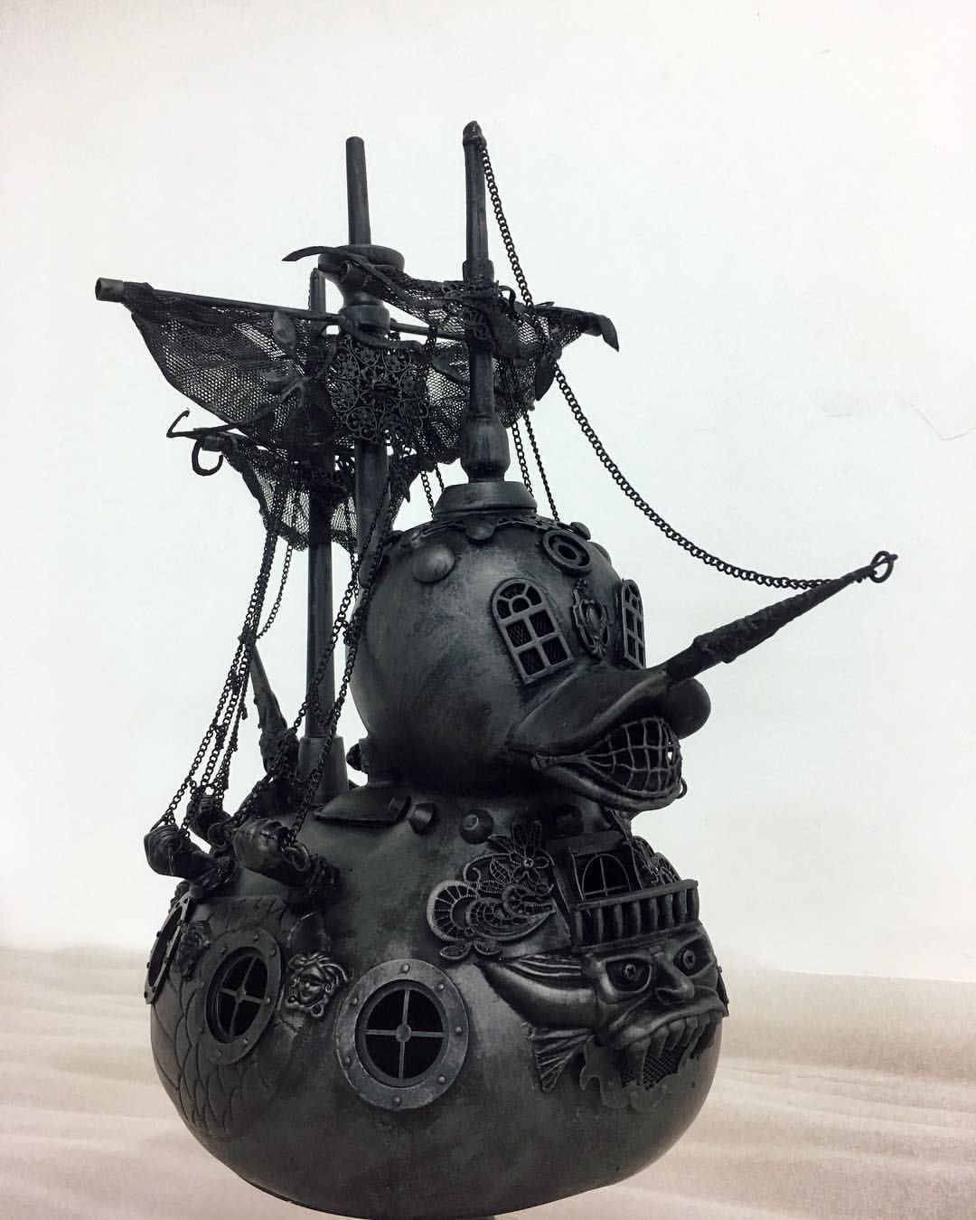 Sculpture ship