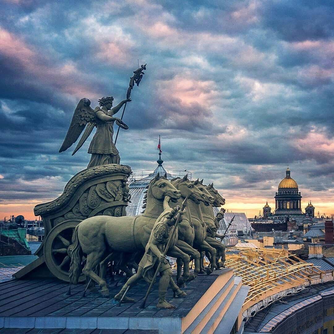 Санкт Петербург колесница