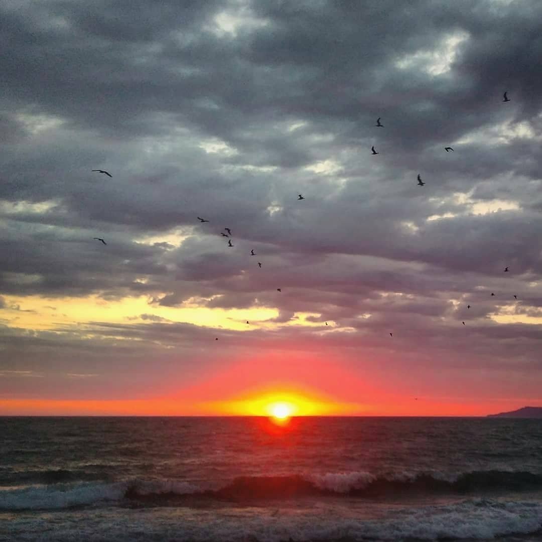 Закат на черном море