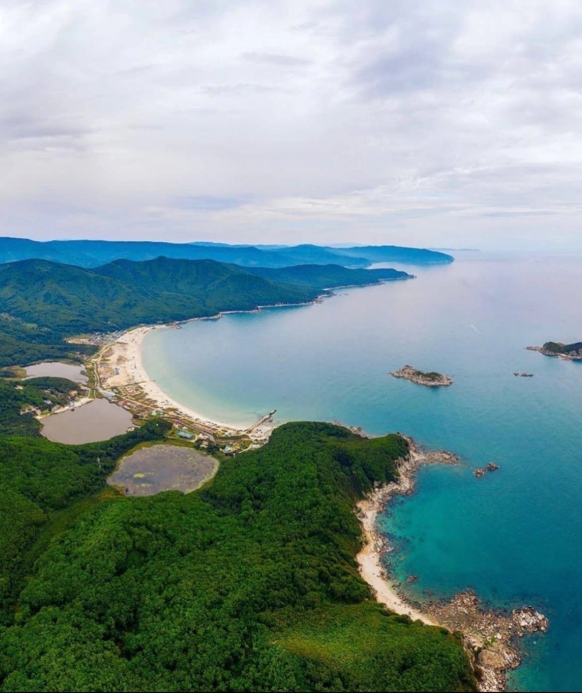 Голубое море в приморье