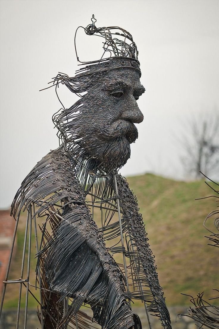 Дариус Хулеа скульптуры