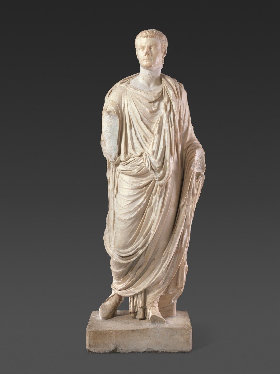Gaius Julius Caesar Statue