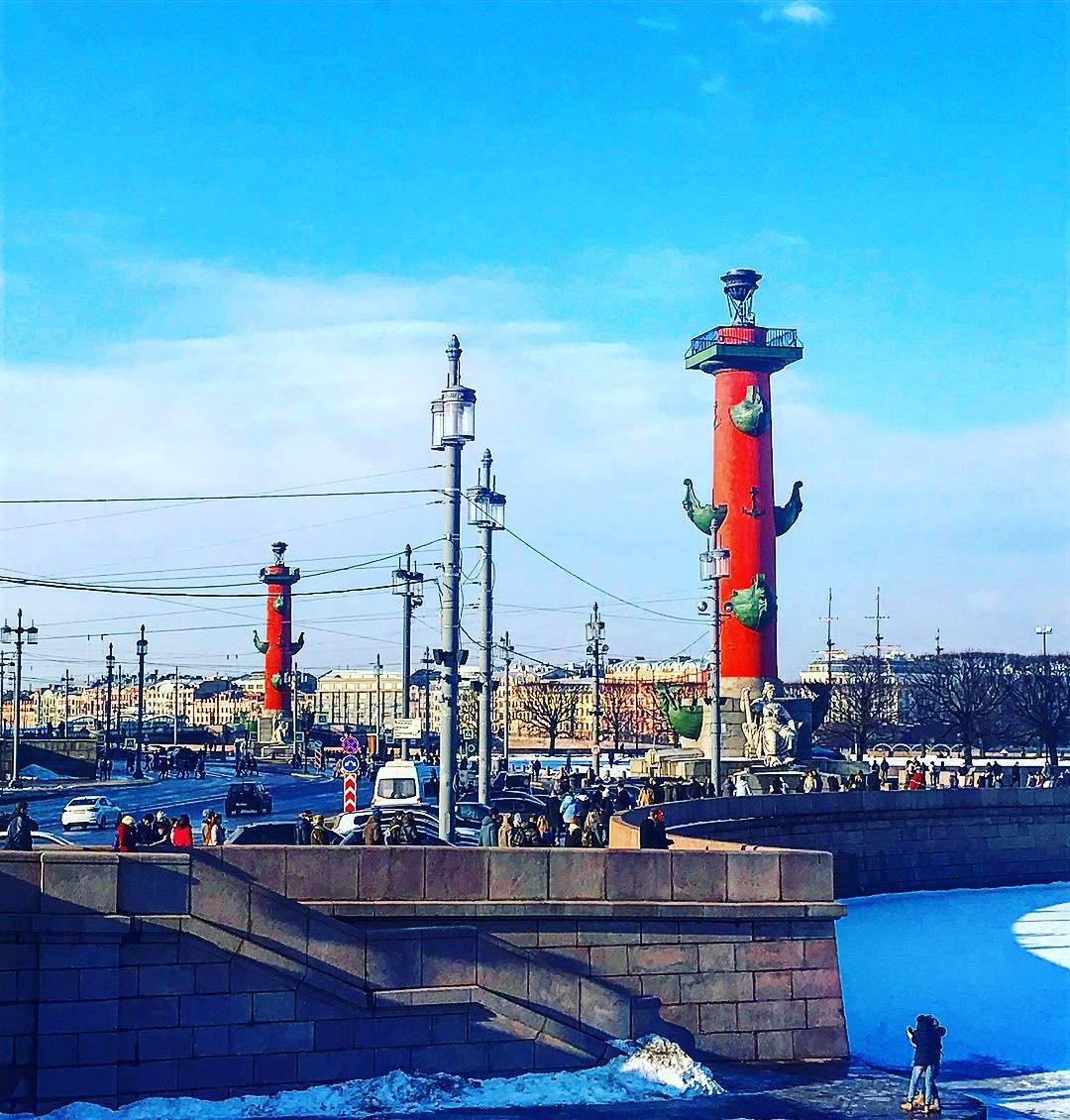 Ростральные колонны