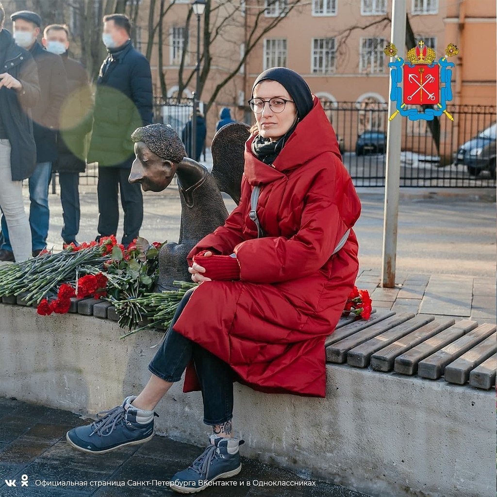 Памятник-ангел романа Шустрова
