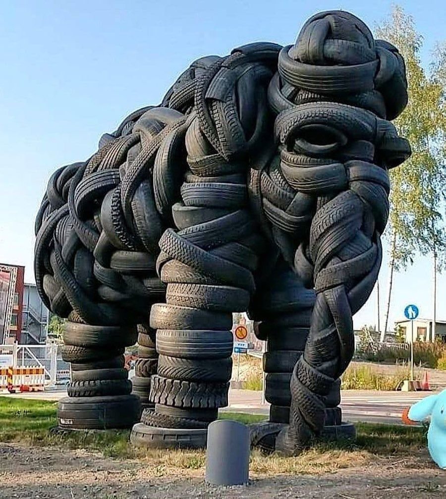 Скульптуры из покрышек