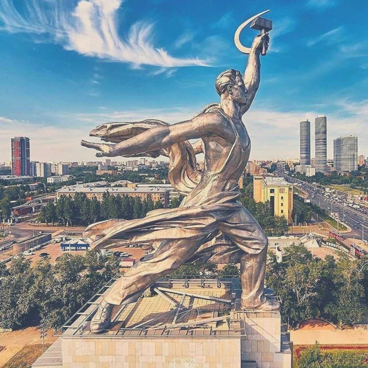 Известные скульптуры ссср