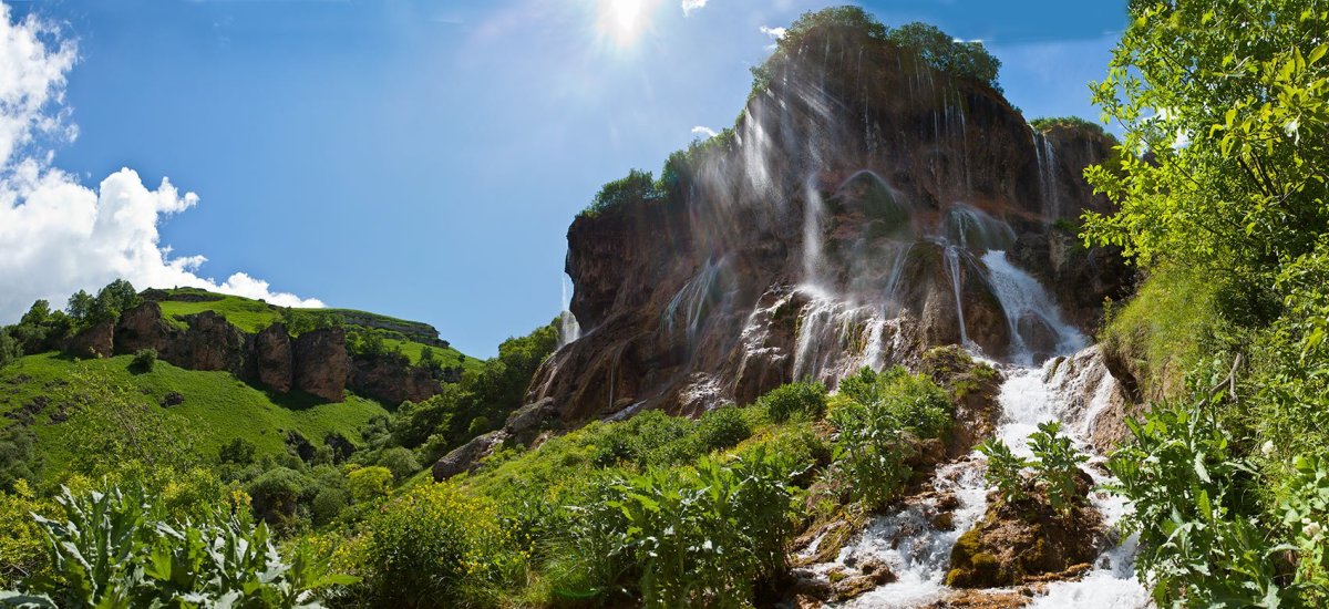 Царская корона водопад КБР