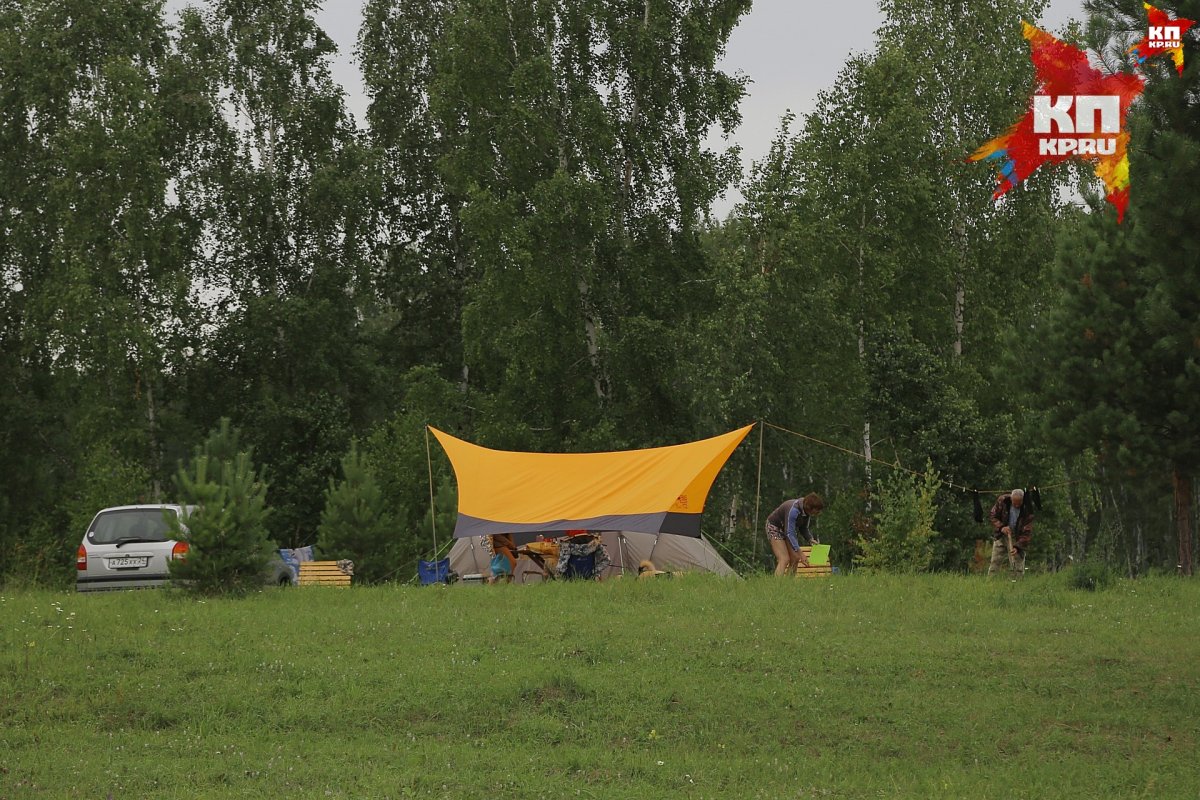 Красноярское море палаточный городок