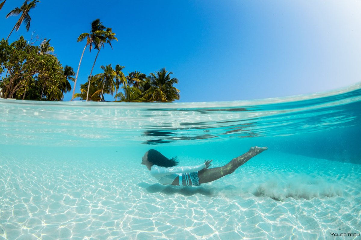 Мальдивы прозрачная вода