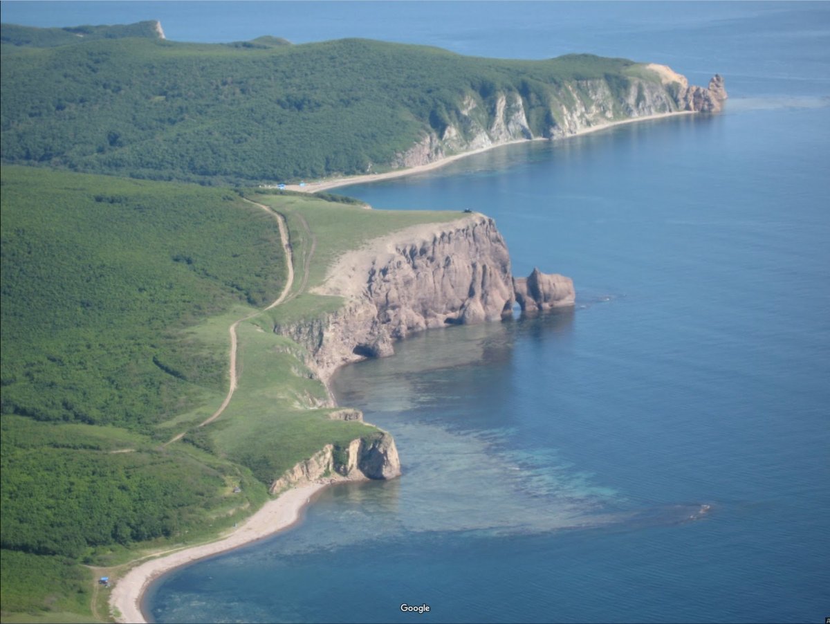 Бухта зеркальная Кавалеровский