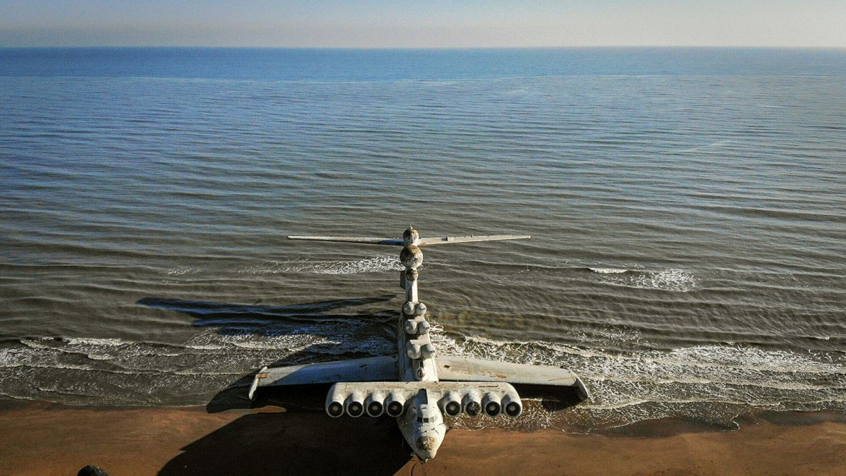 Экраноплан Лунь Каспийское море