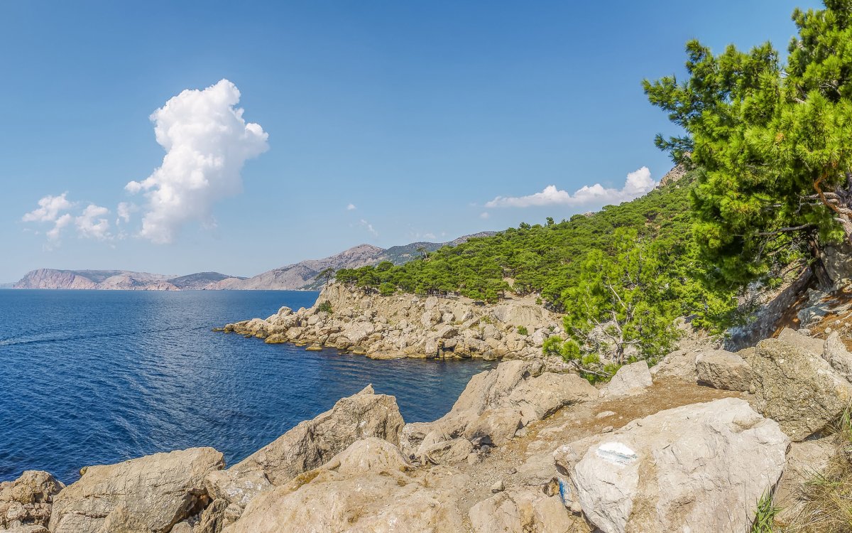 Земля в Крыму