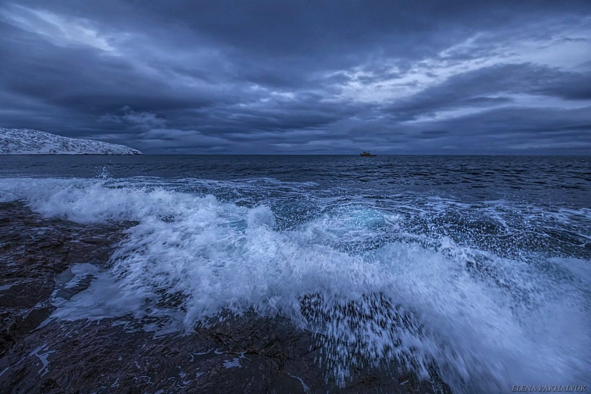 Баренцево море шторм