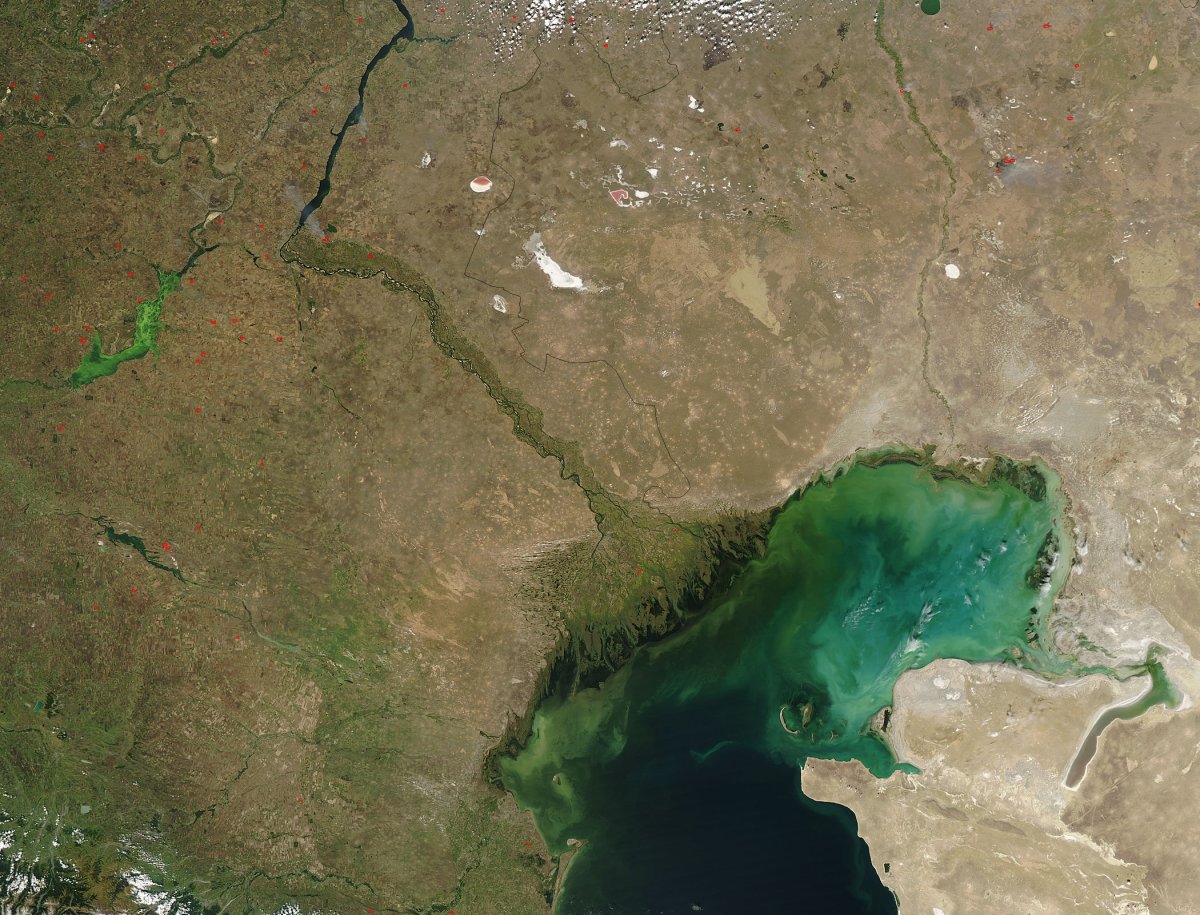 Каспийское море со спутника